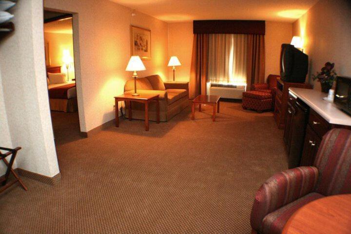 Seasons Inn & Suites Highland Buitenkant foto