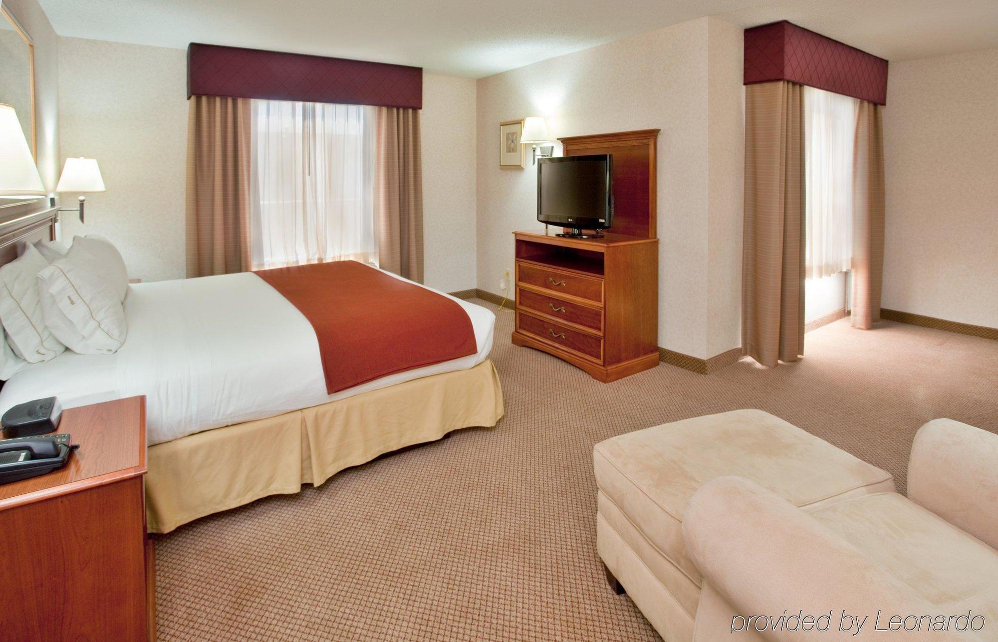 Seasons Inn & Suites Highland Kamer foto